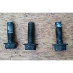 Болты насоса гидроус. Болты насоса гидроус.